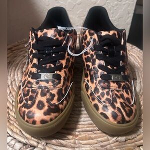 GBG Los Angeles Leopard Print Sneakers